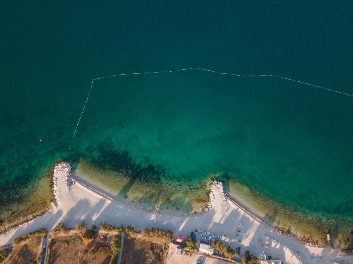 Holiday Home Insulam Mare Trogir Exteriör bild